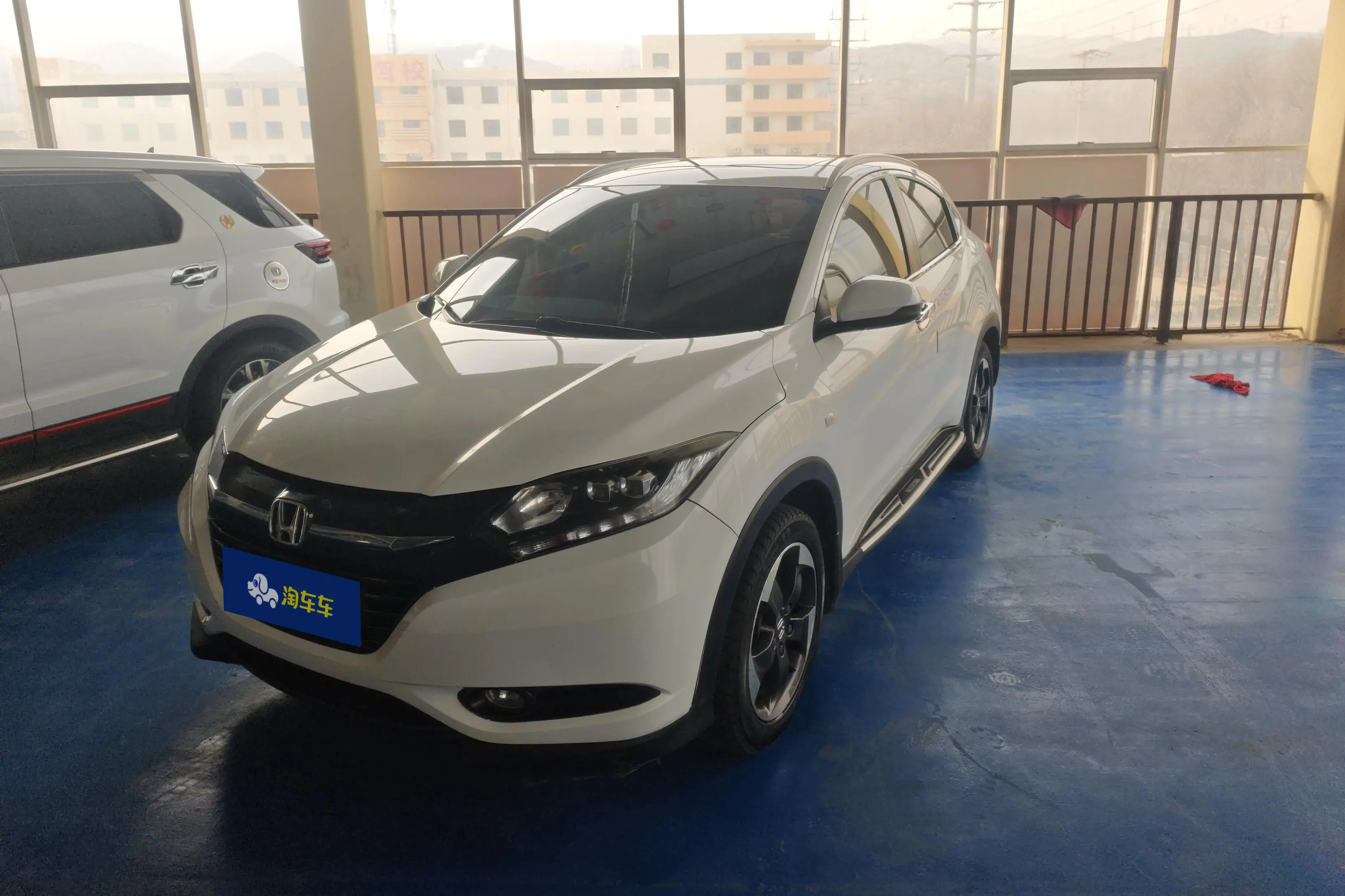 Honda Vezel (Binzhi)  из Китая