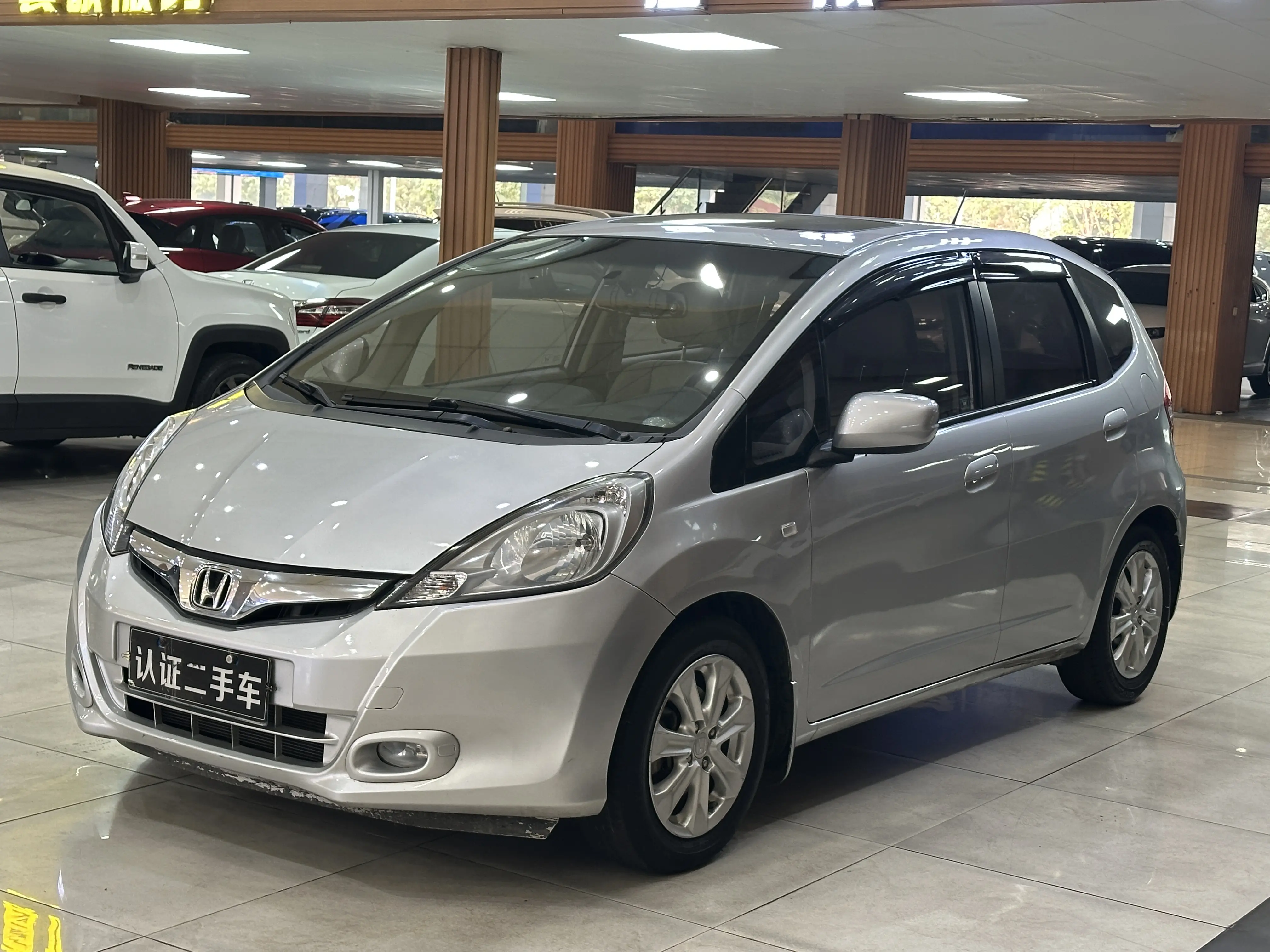 Honda Fit  из Китая