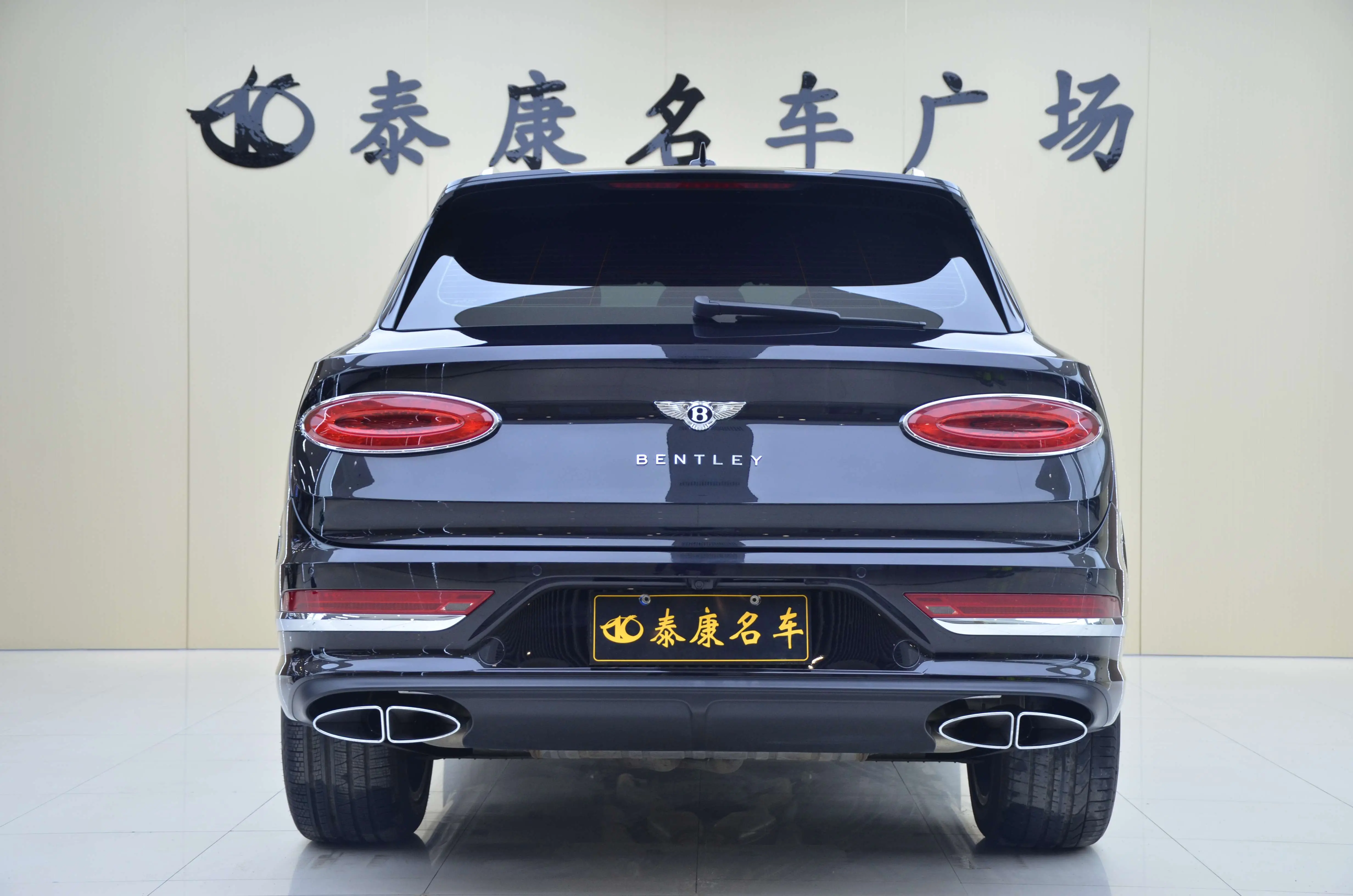 Bentley Bentayga  из Китая