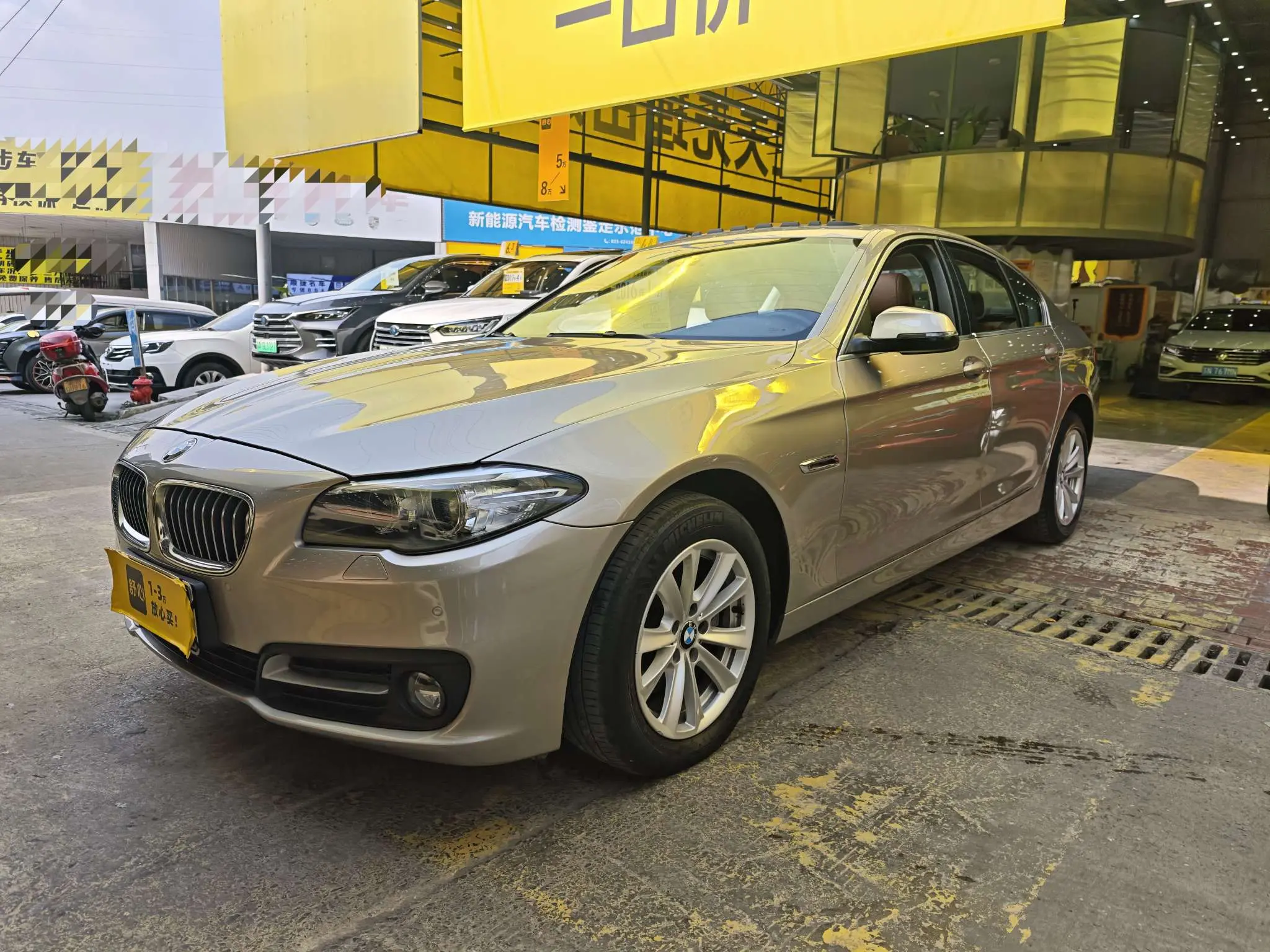 BMW 5 Series  из Китая