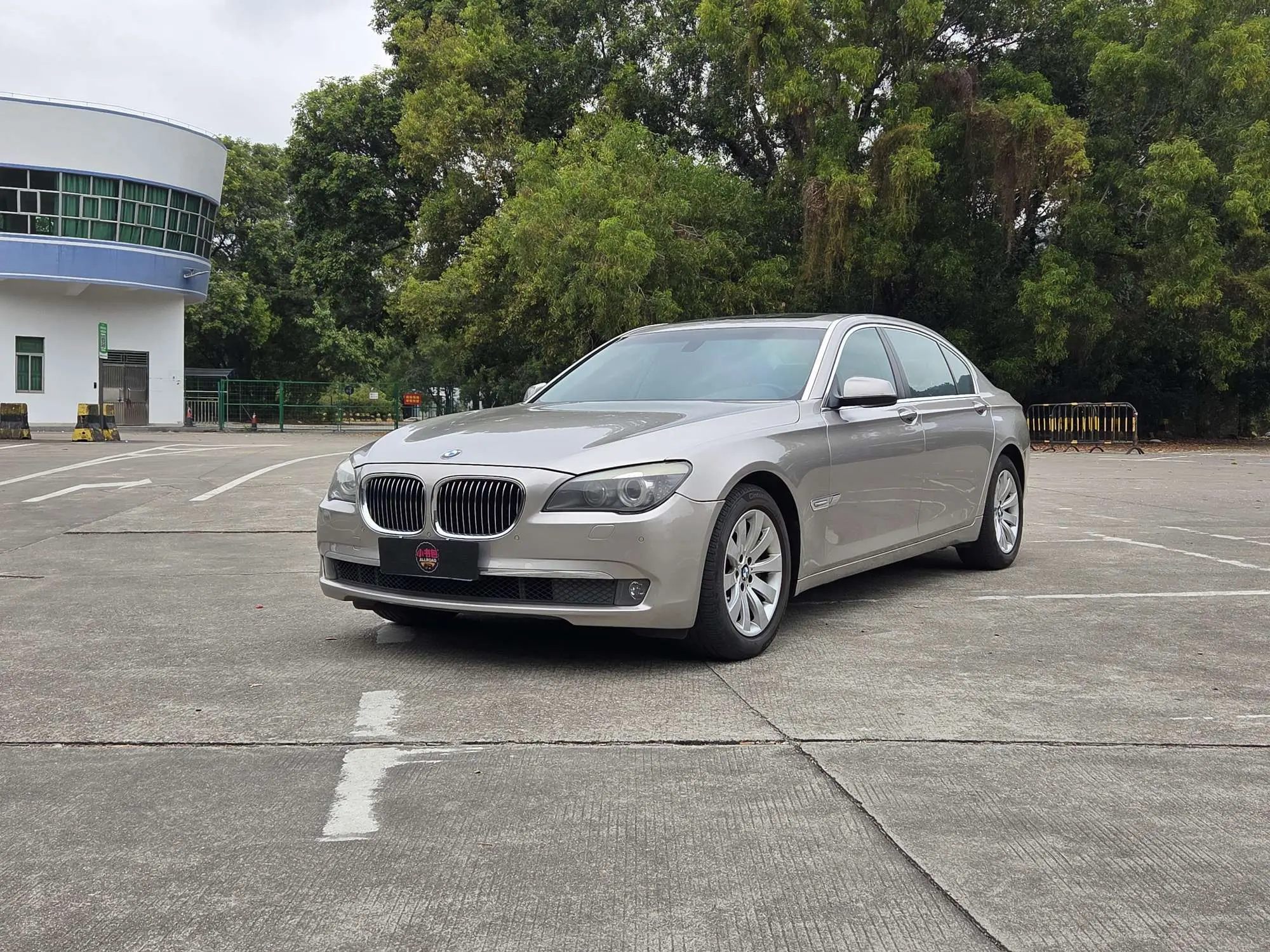 BMW 7 Series  из Китая