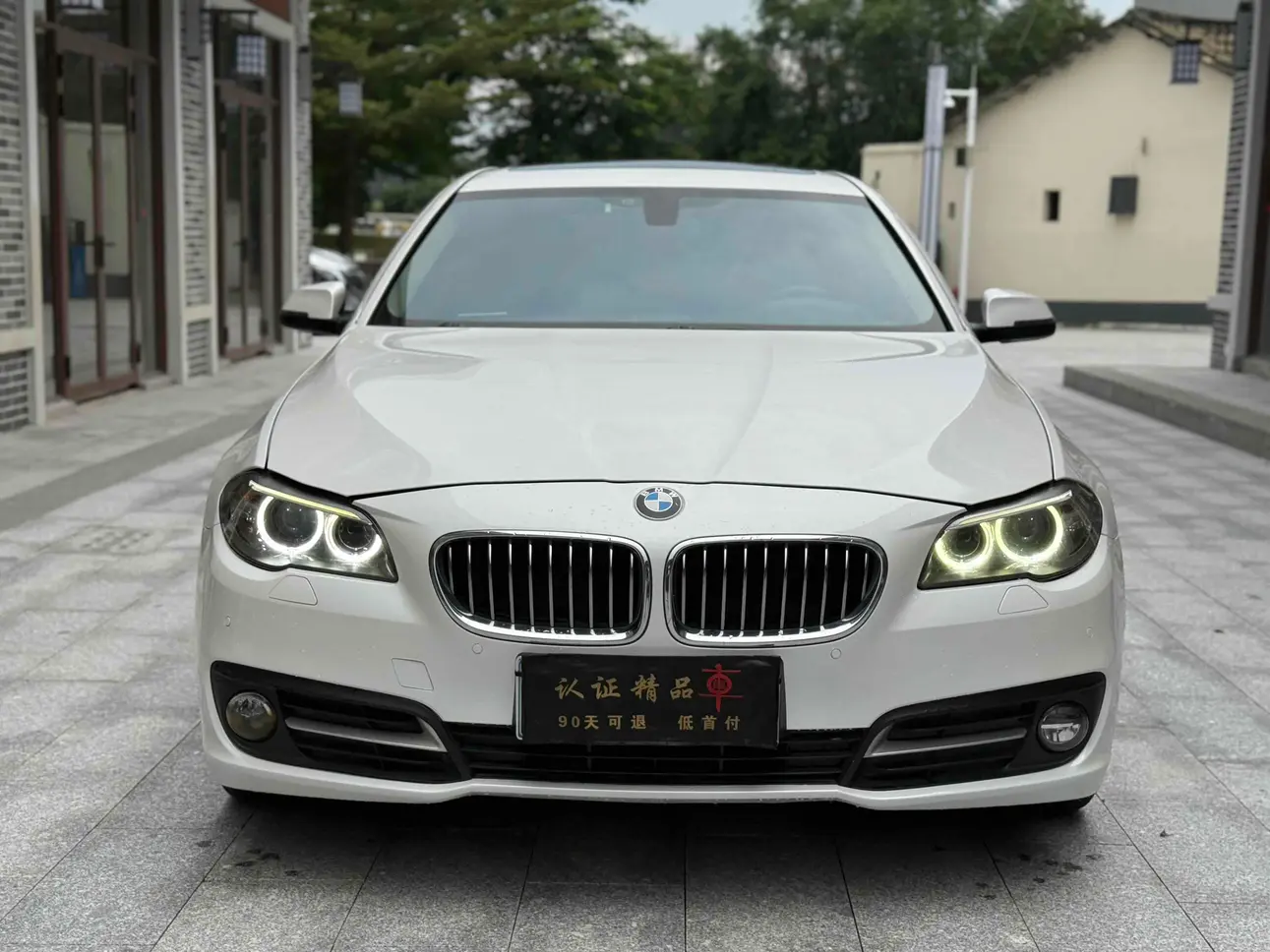 BMW 5 Series  из Китая