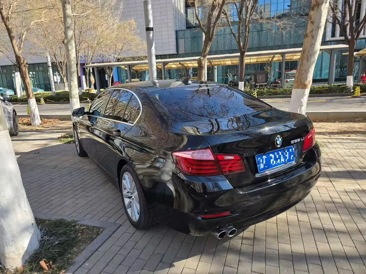 BMW 5 Series  из Китая