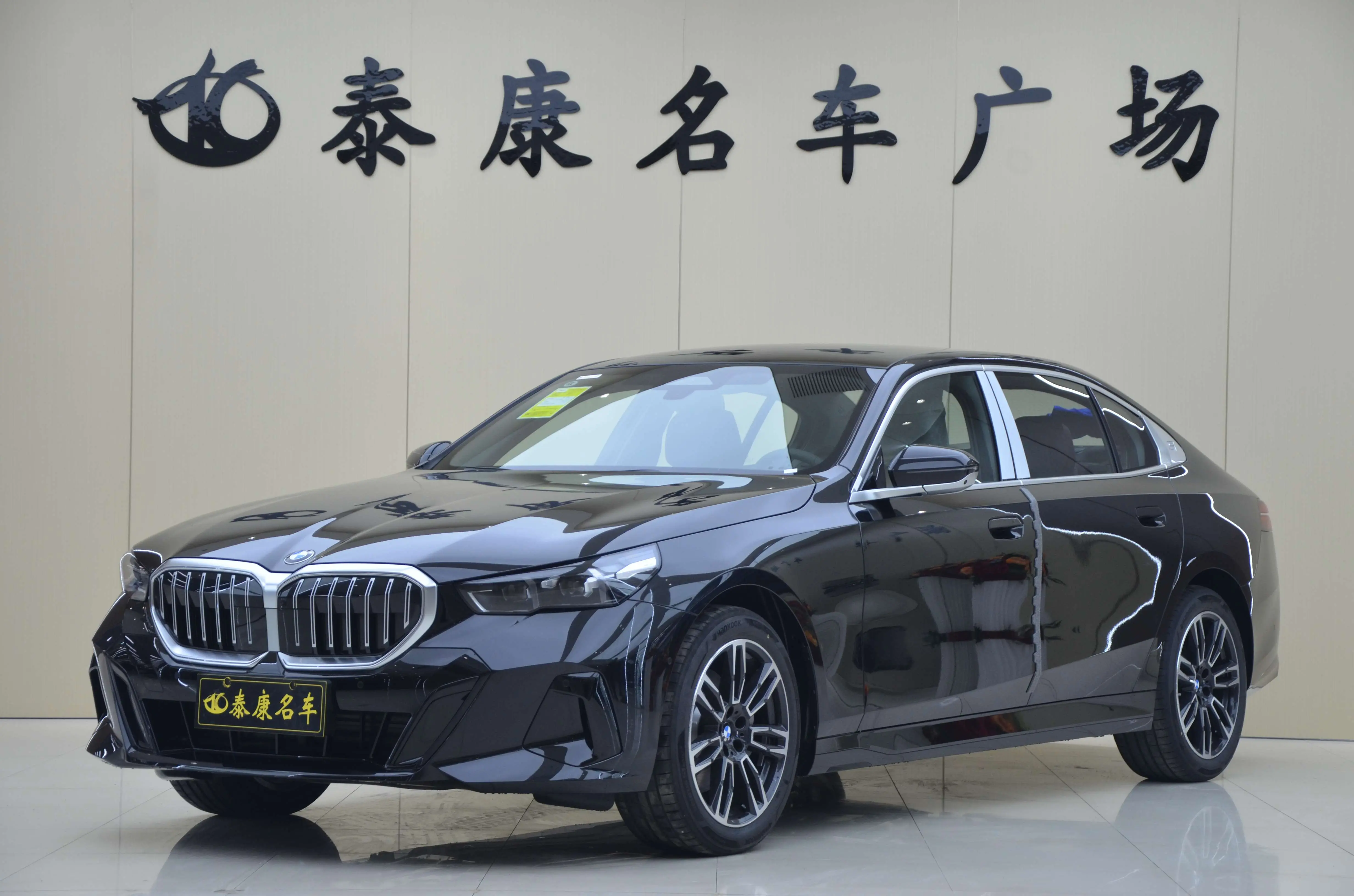 BMW 5 Series  из Китая