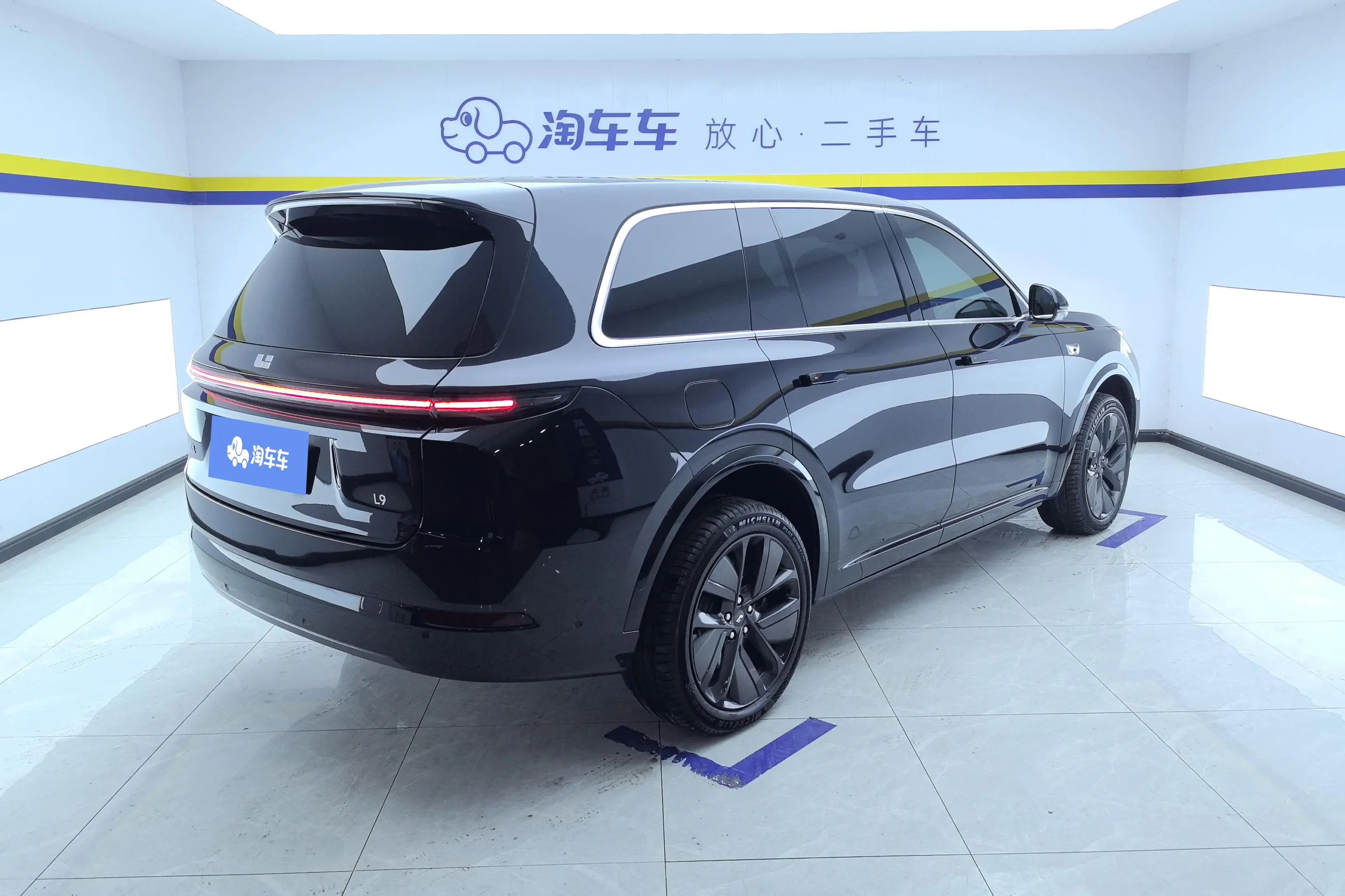 Li L9 (Ideal L9)  из Китая