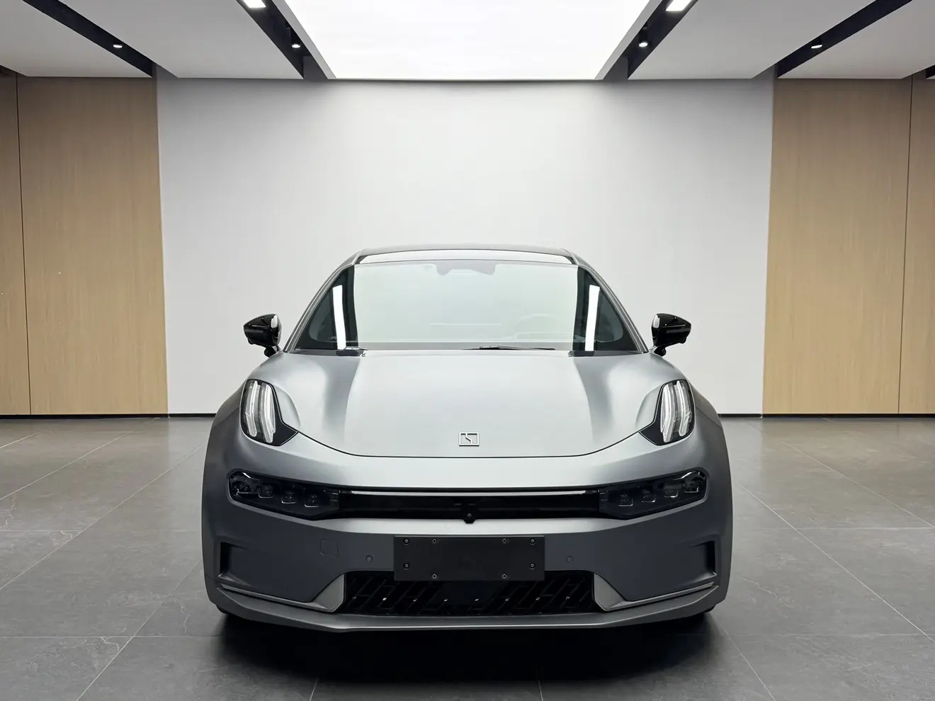 ZEEKR 001  из Китая