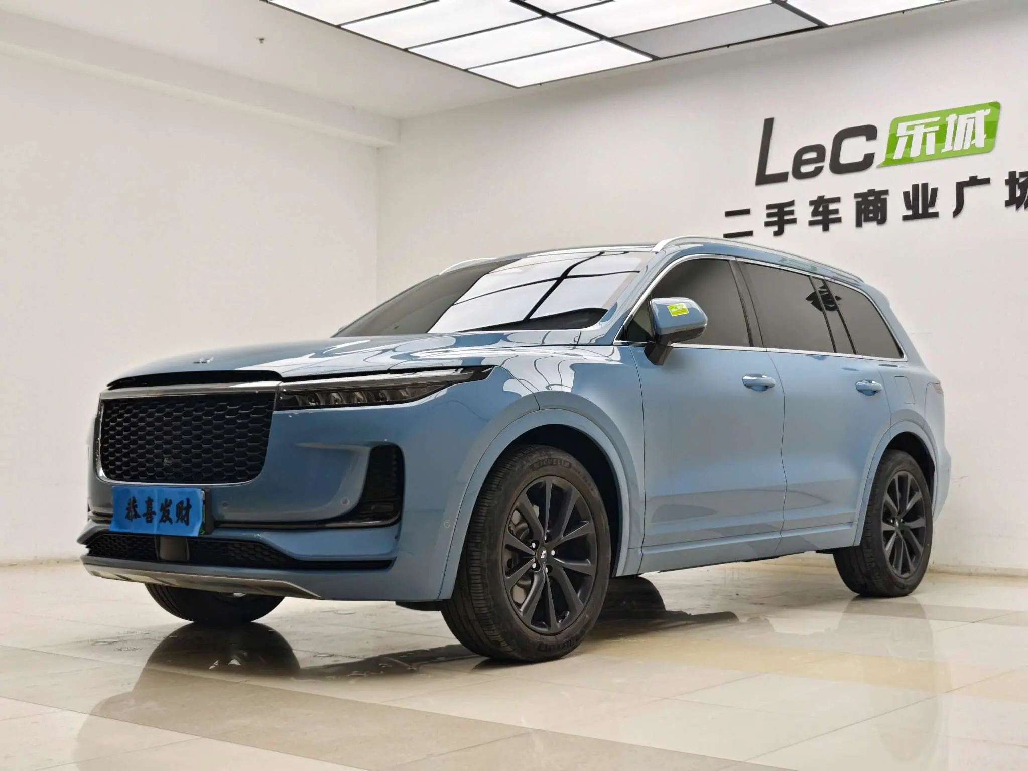 Li ONE (Ideal ONE)  из Китая