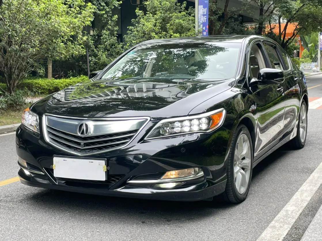 Acura RLX  из Китая