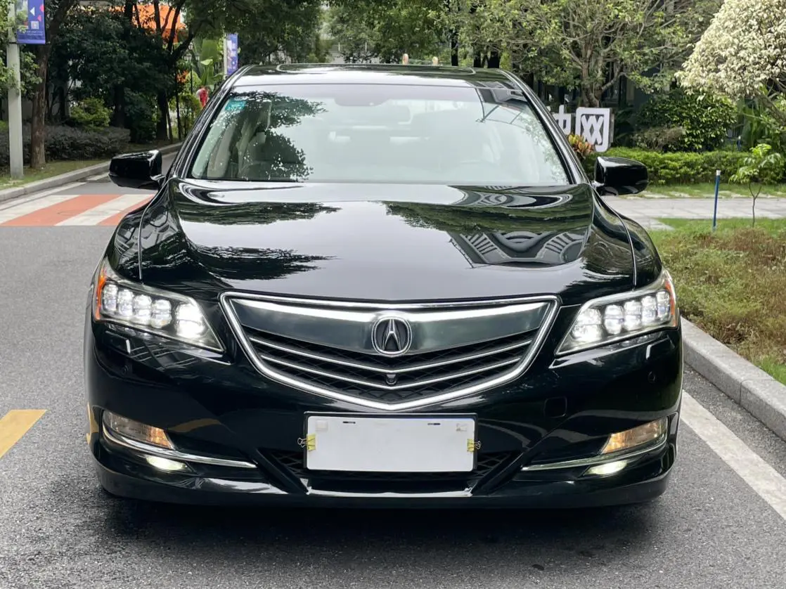 Acura RLX  из Китая