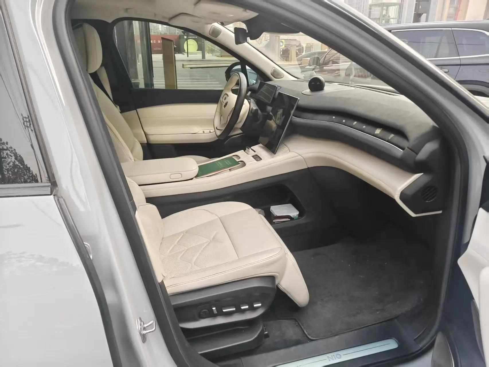 NIO ES7  из Китая