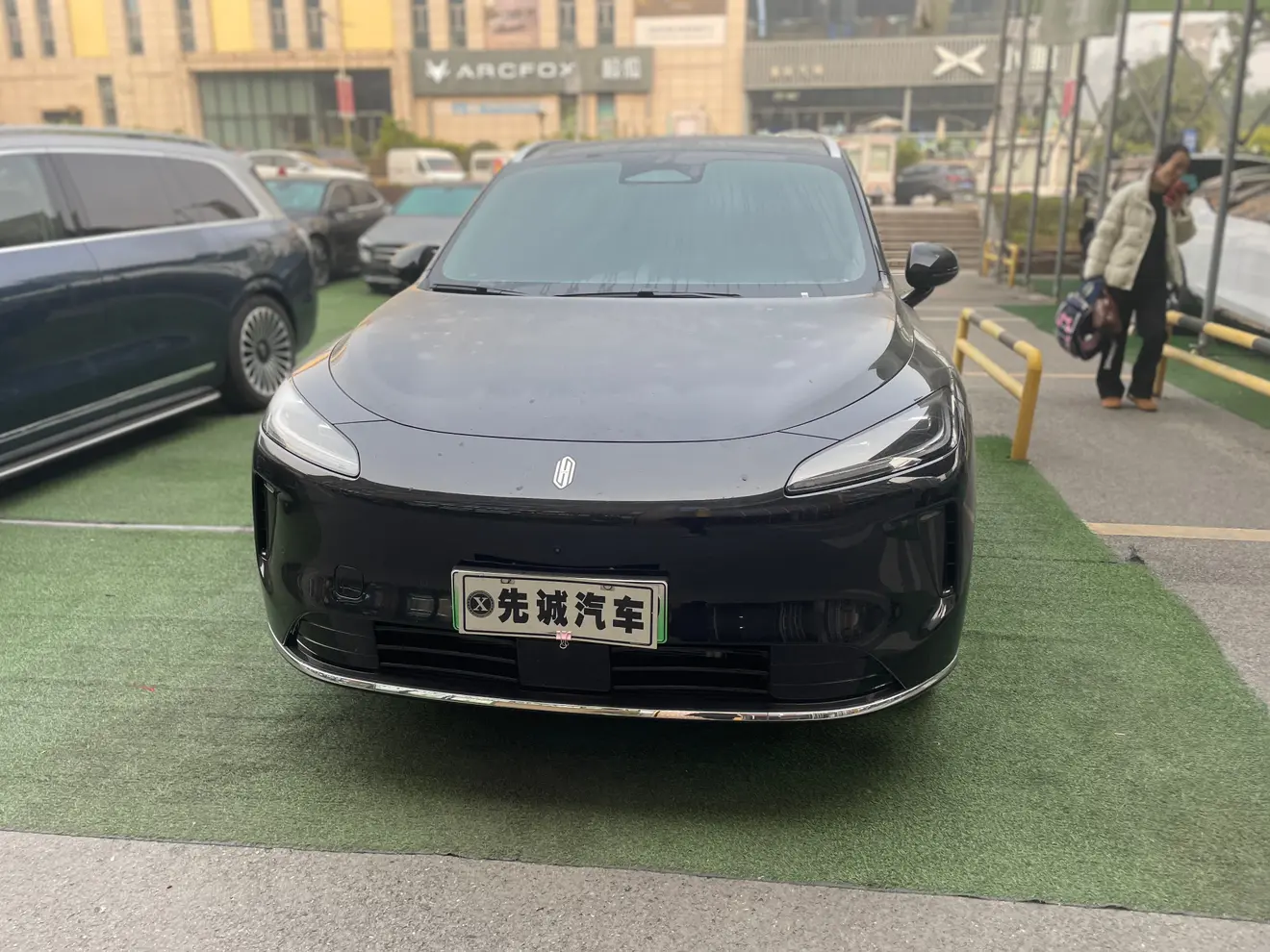 Shangjie H5  из Китая