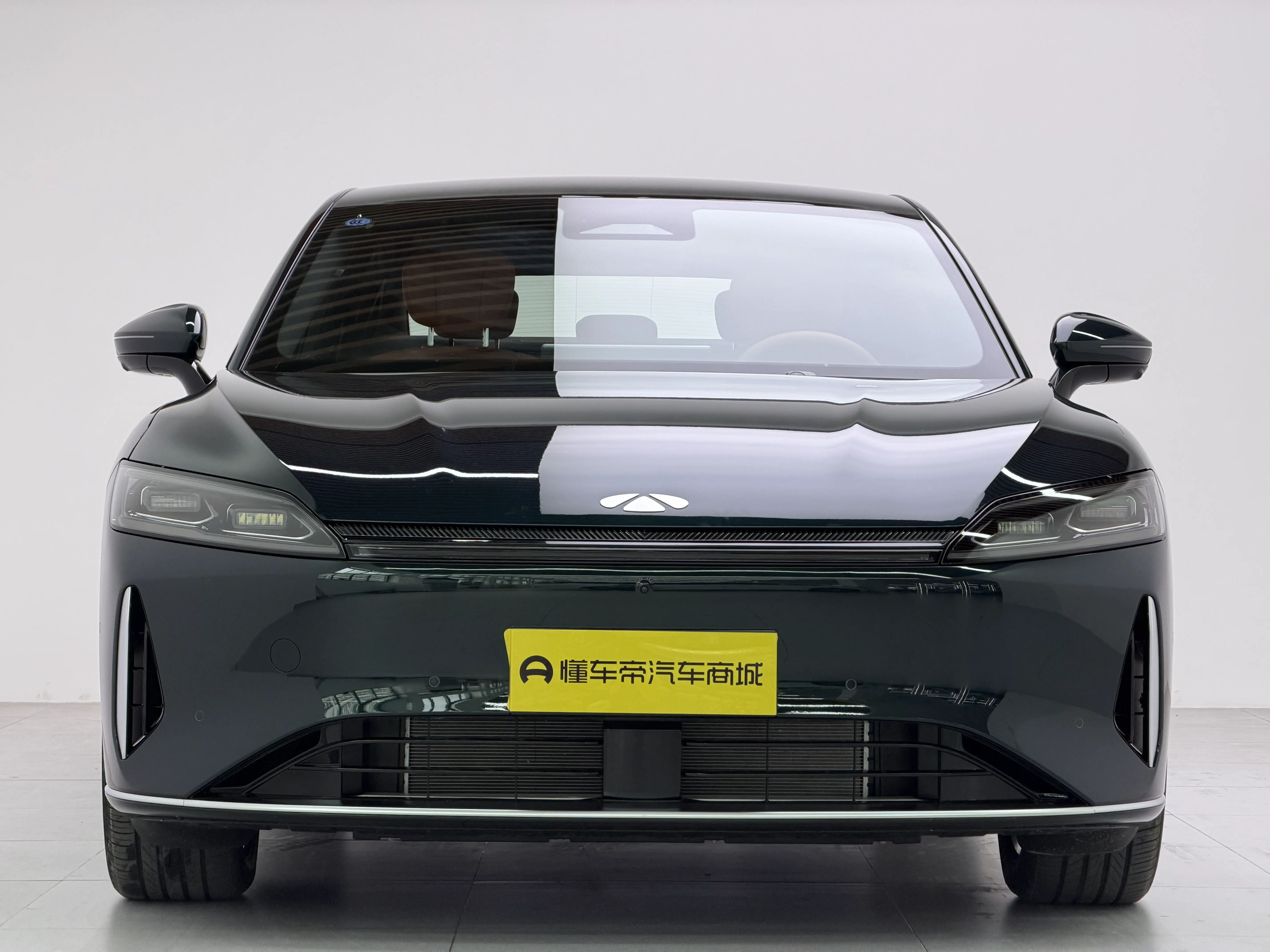 Chery Fengyun A9L  из Китая