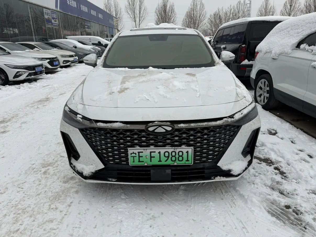 Chery Fengyun A8  из Китая