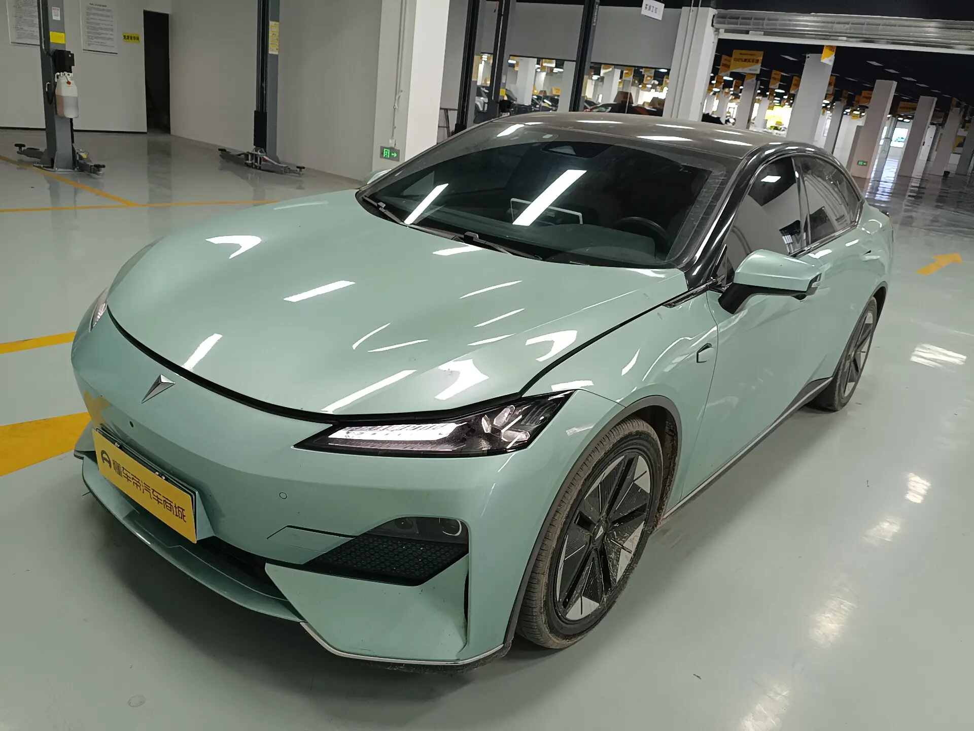 Deepal Dark blue SL03  из Китая