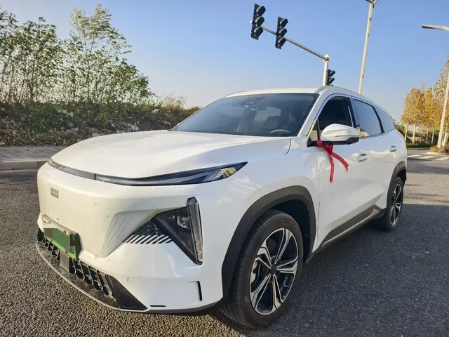 Geely Galaxy L7  из Китая