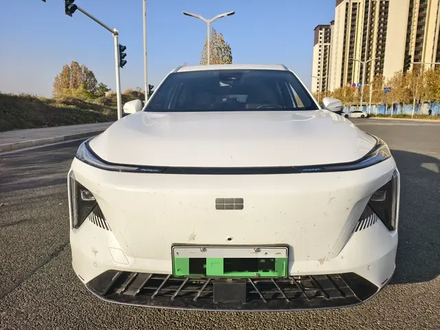 Geely Galaxy L7  из Китая