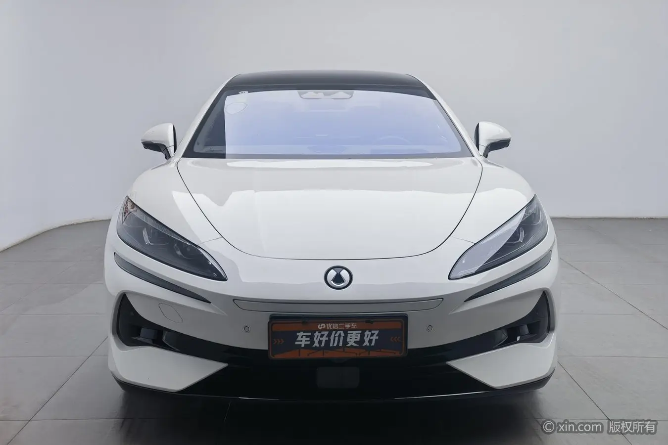 Denza Tengzhong Z9 DM  из Китая