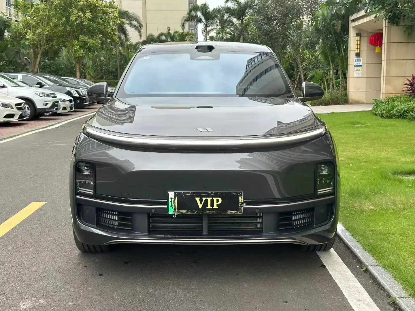 Li L9 (Ideal L9)  из Китая