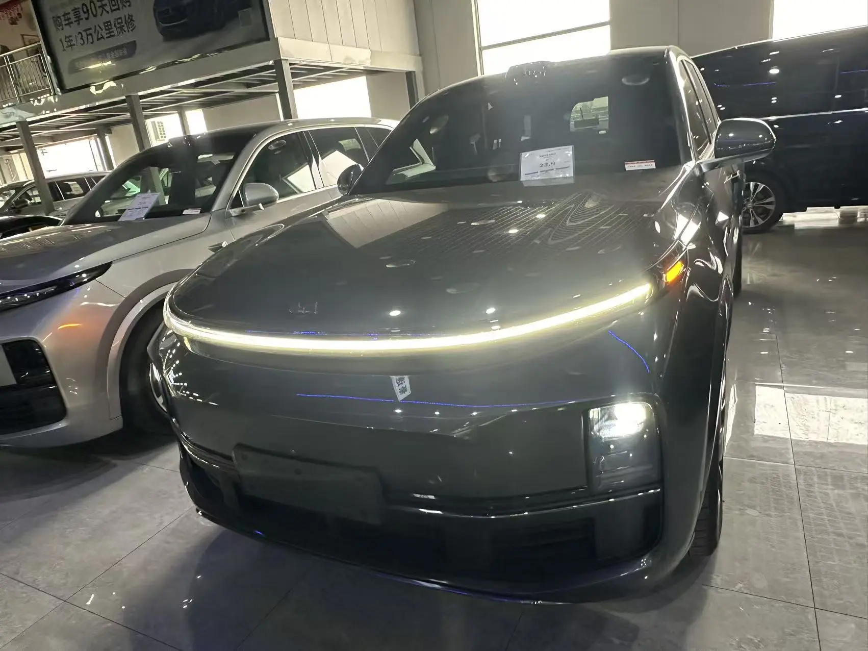 Li L9 (Ideal L9)  из Китая