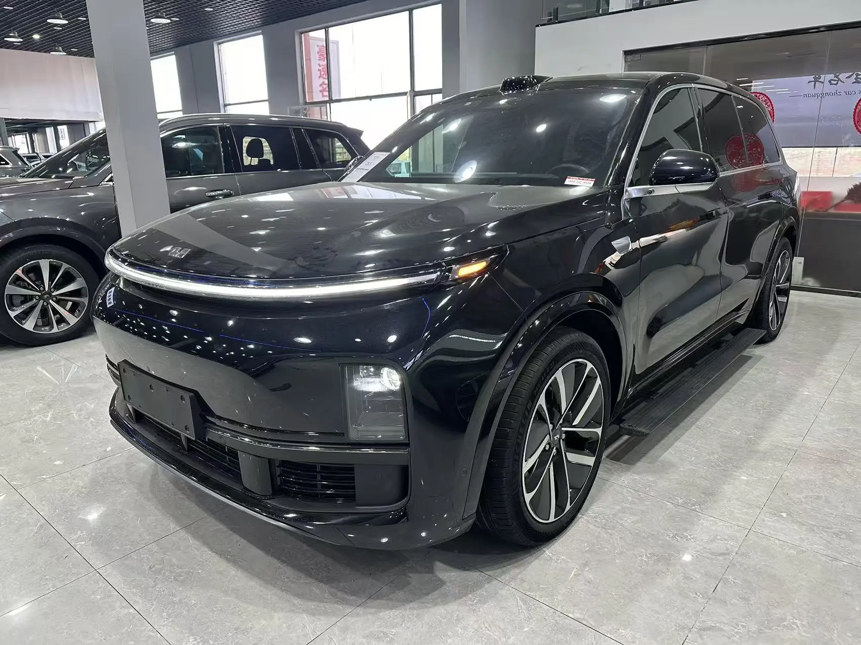 Li L9 (Ideal L9)  из Китая