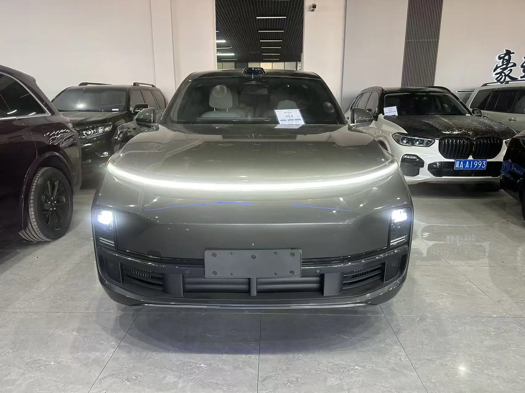 Li L8 (Ideal L8)  из Китая