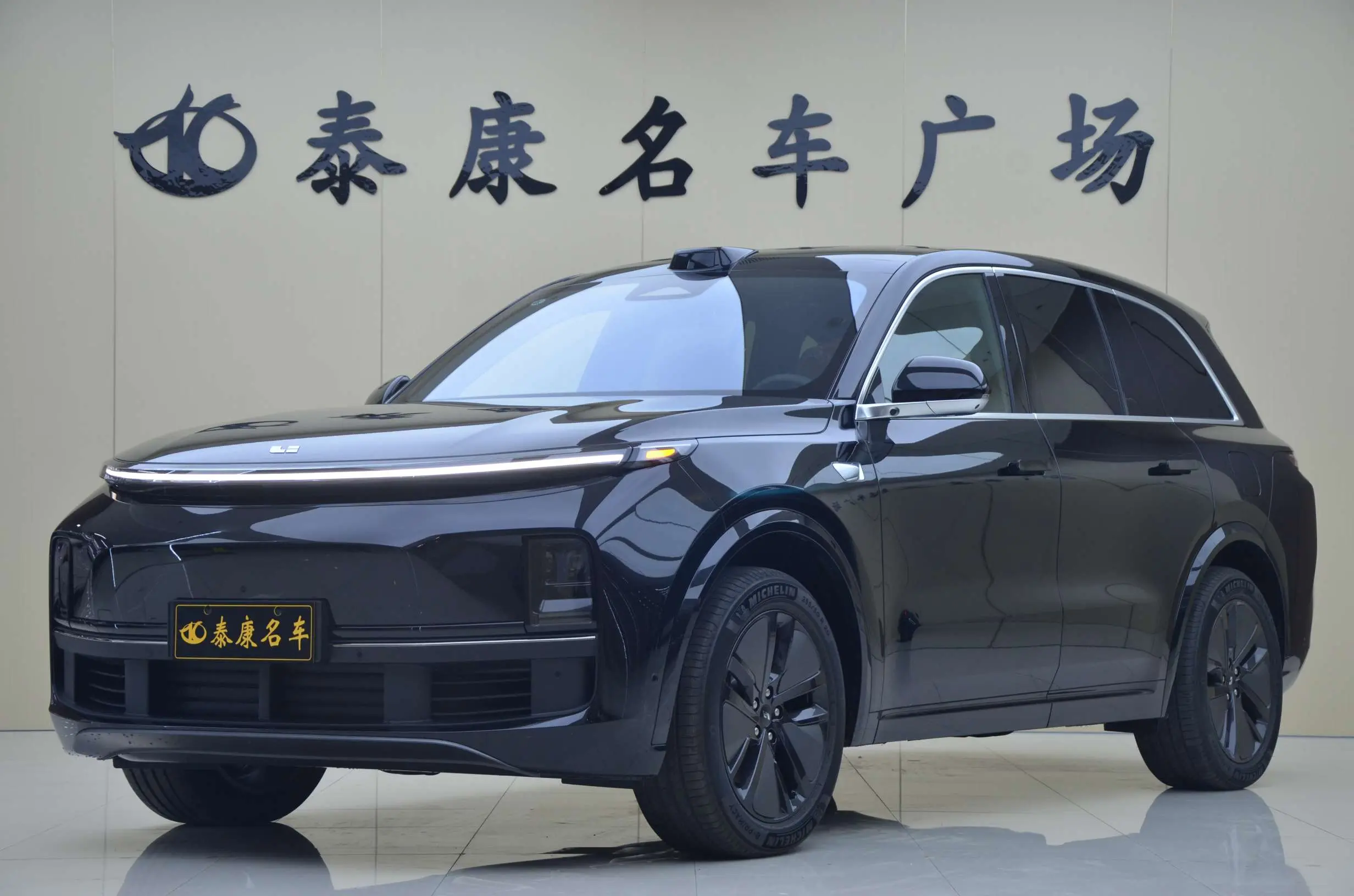 Li L8 (Ideal L8)  из Китая