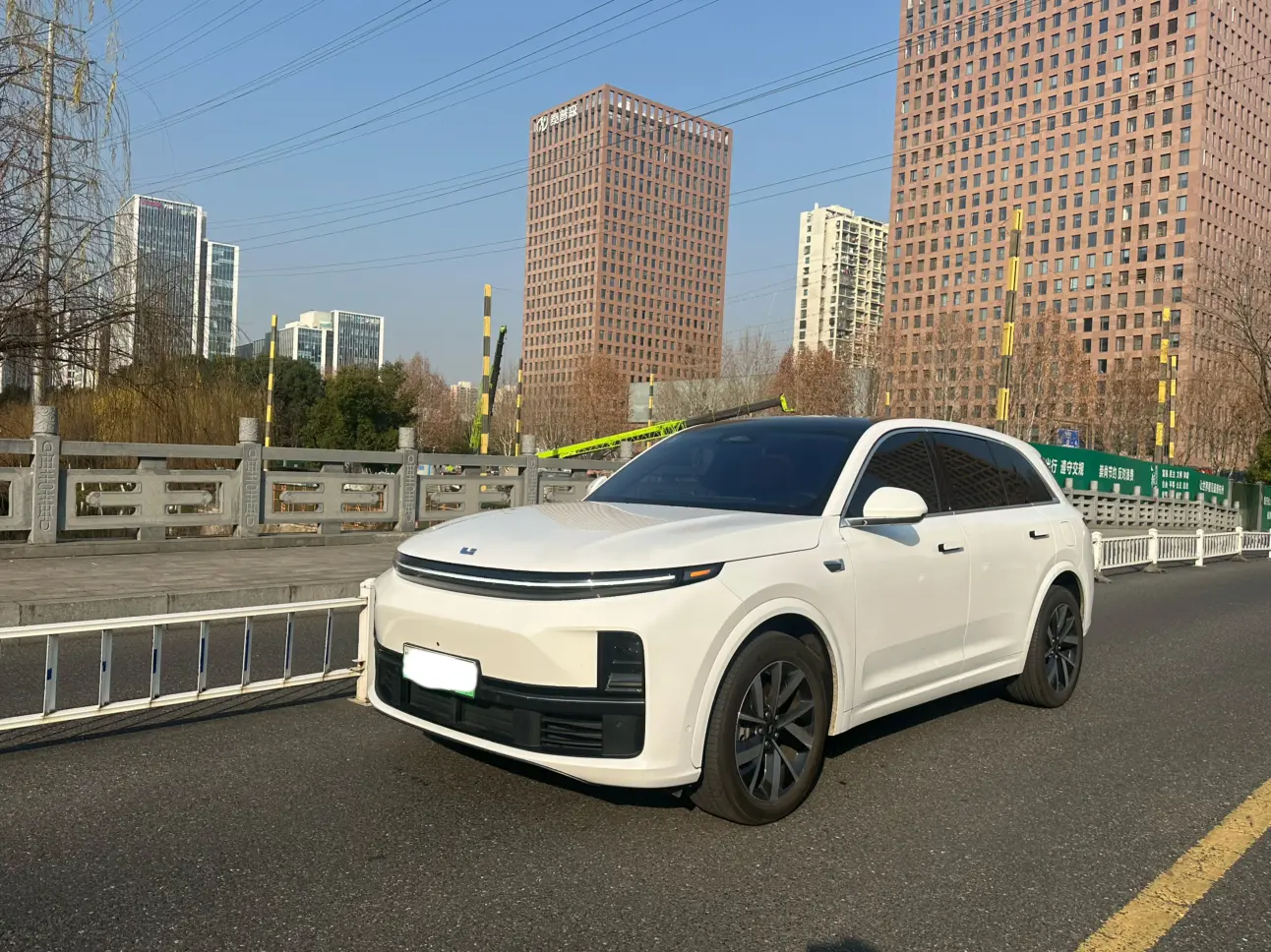 Li L7 (Ideal L7)  из Китая