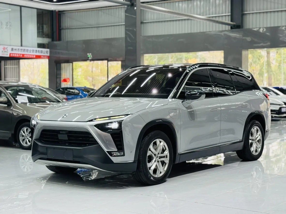 NIO ES8  из Китая