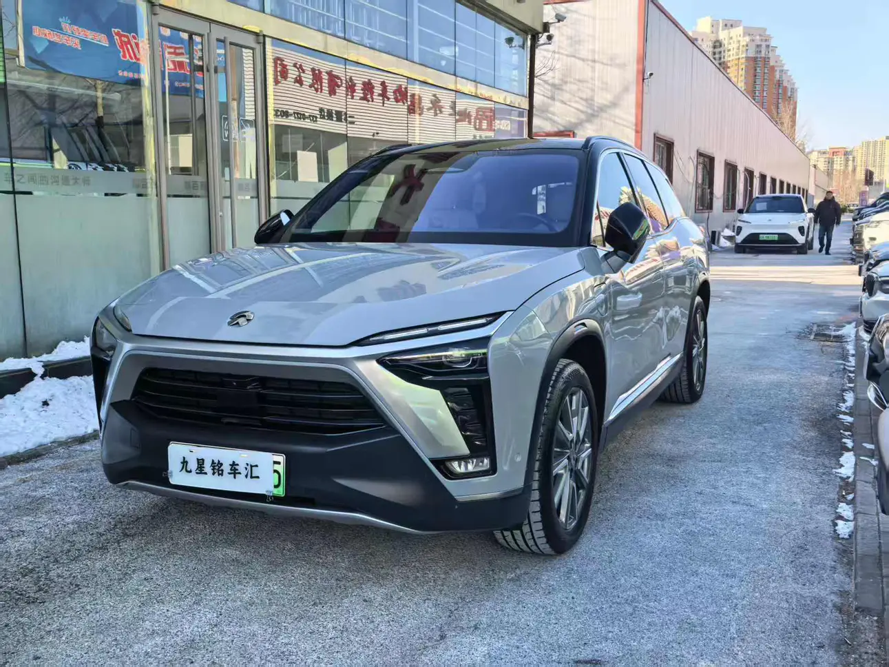NIO ES8  из Китая