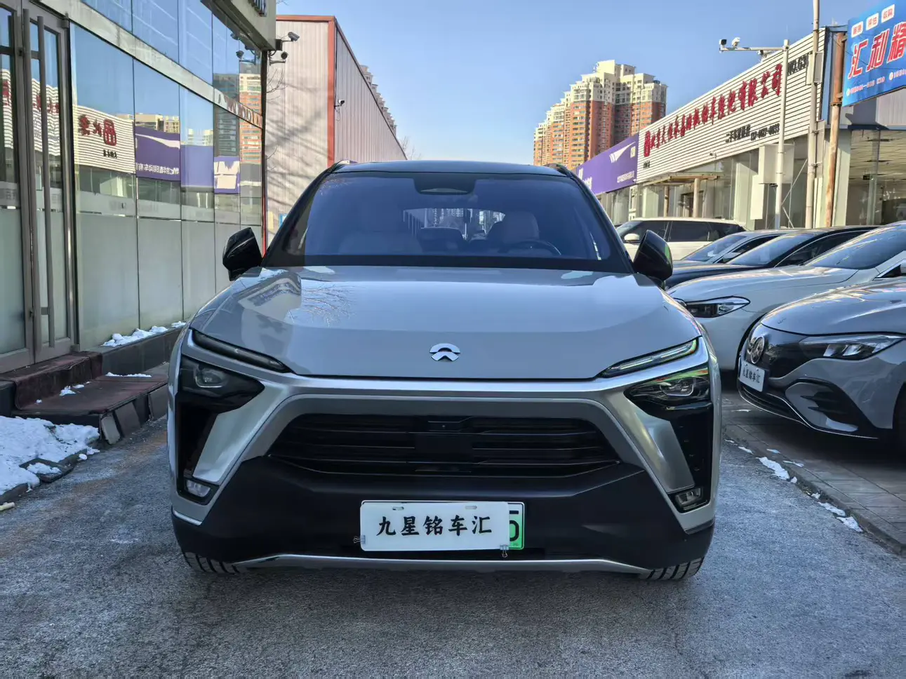 NIO ES8  из Китая