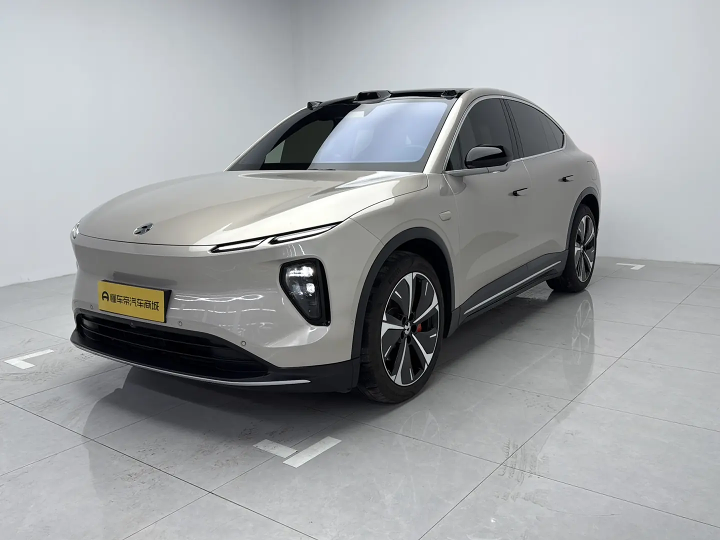 NIO EC6  из Китая