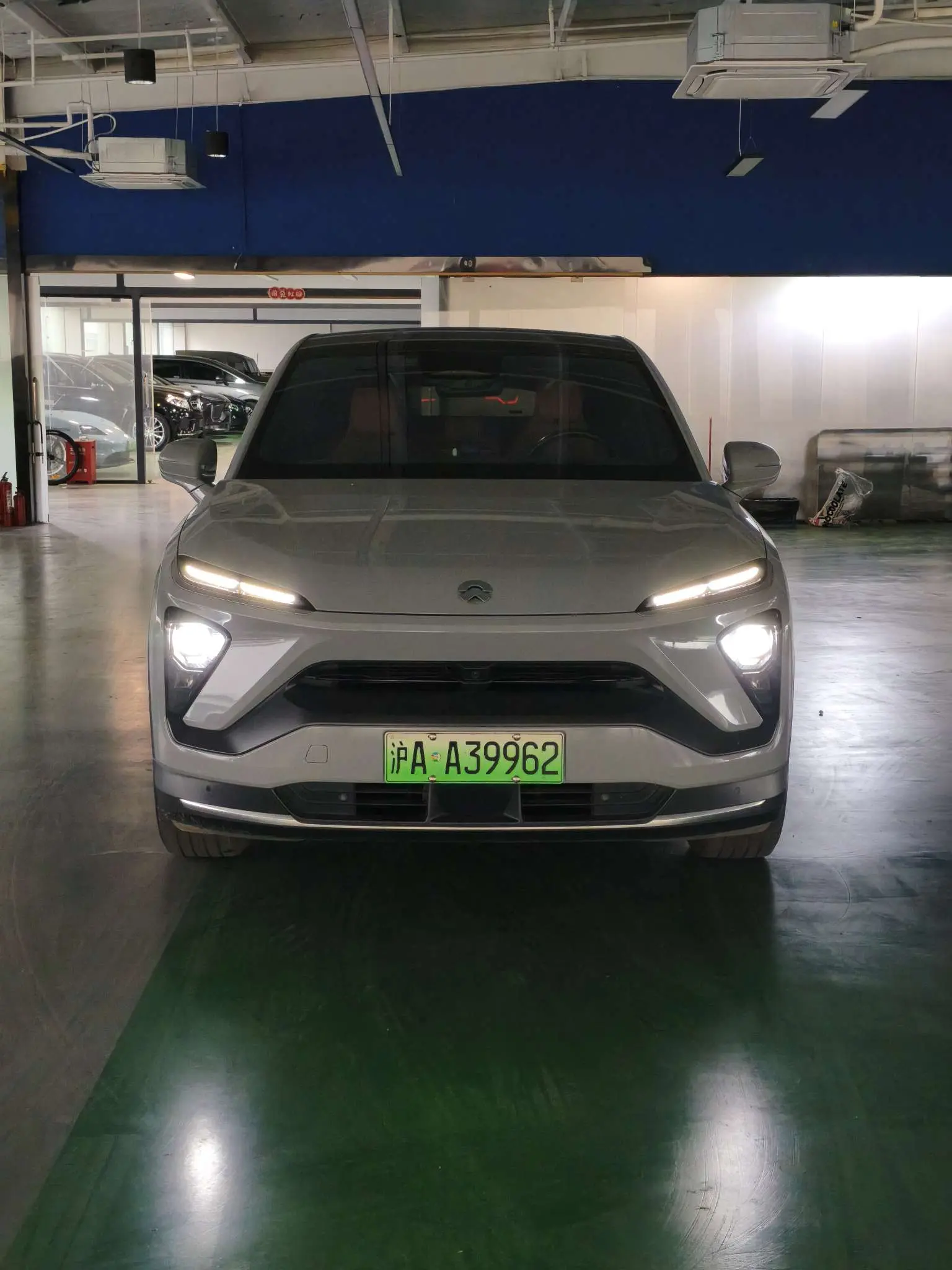 NIO EC6  из Китая