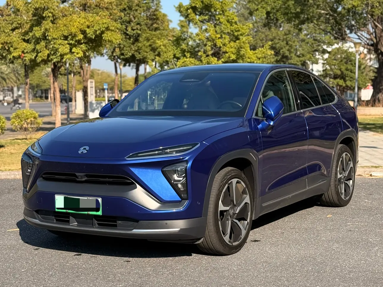 NIO EC6  из Китая