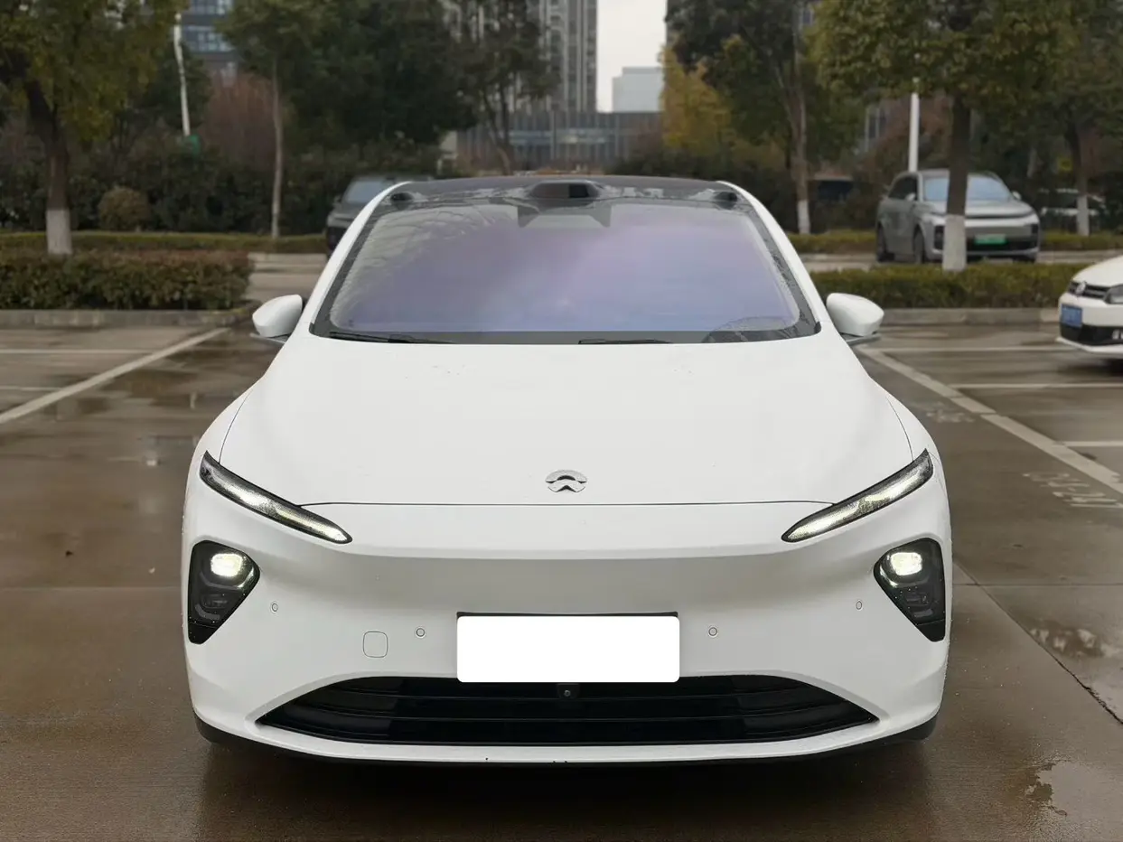 NIO ET7  из Китая
