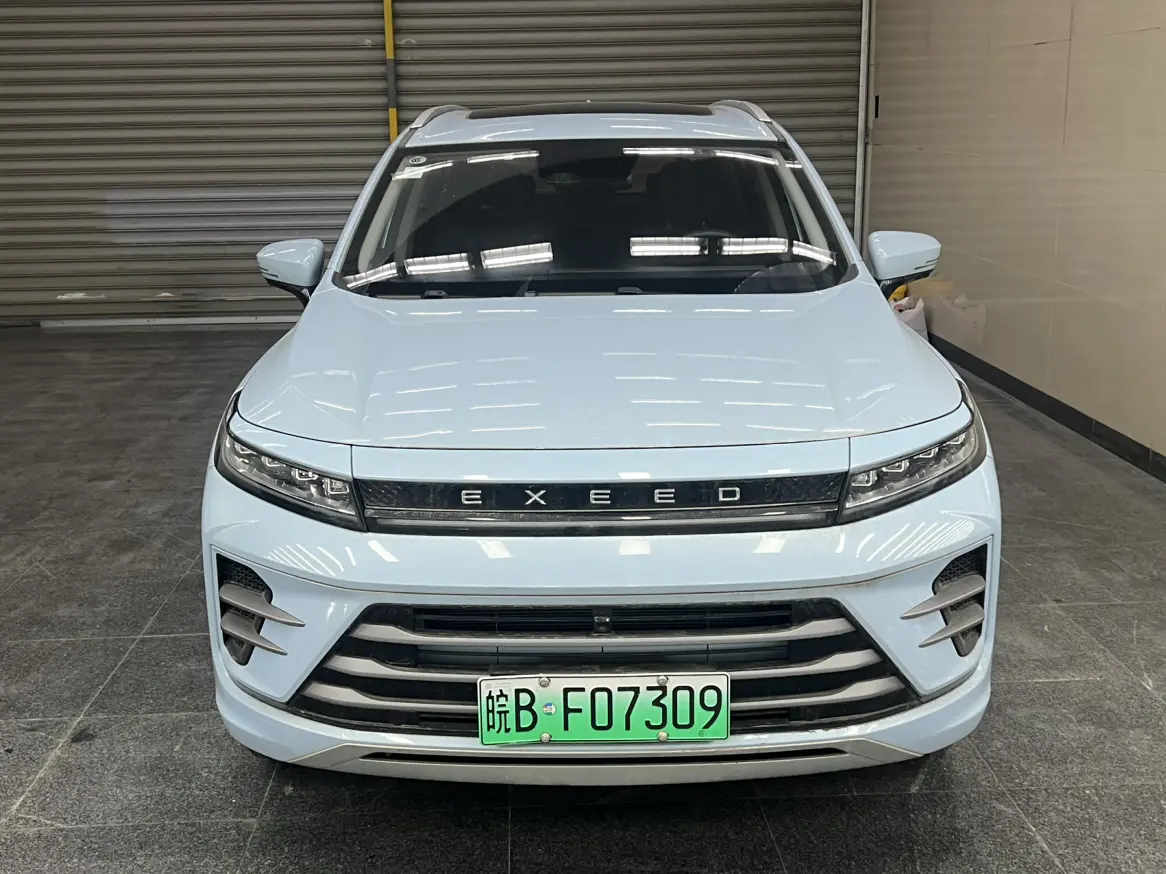 Exeed Xingtu Zhuifeng C-DM  из Китая