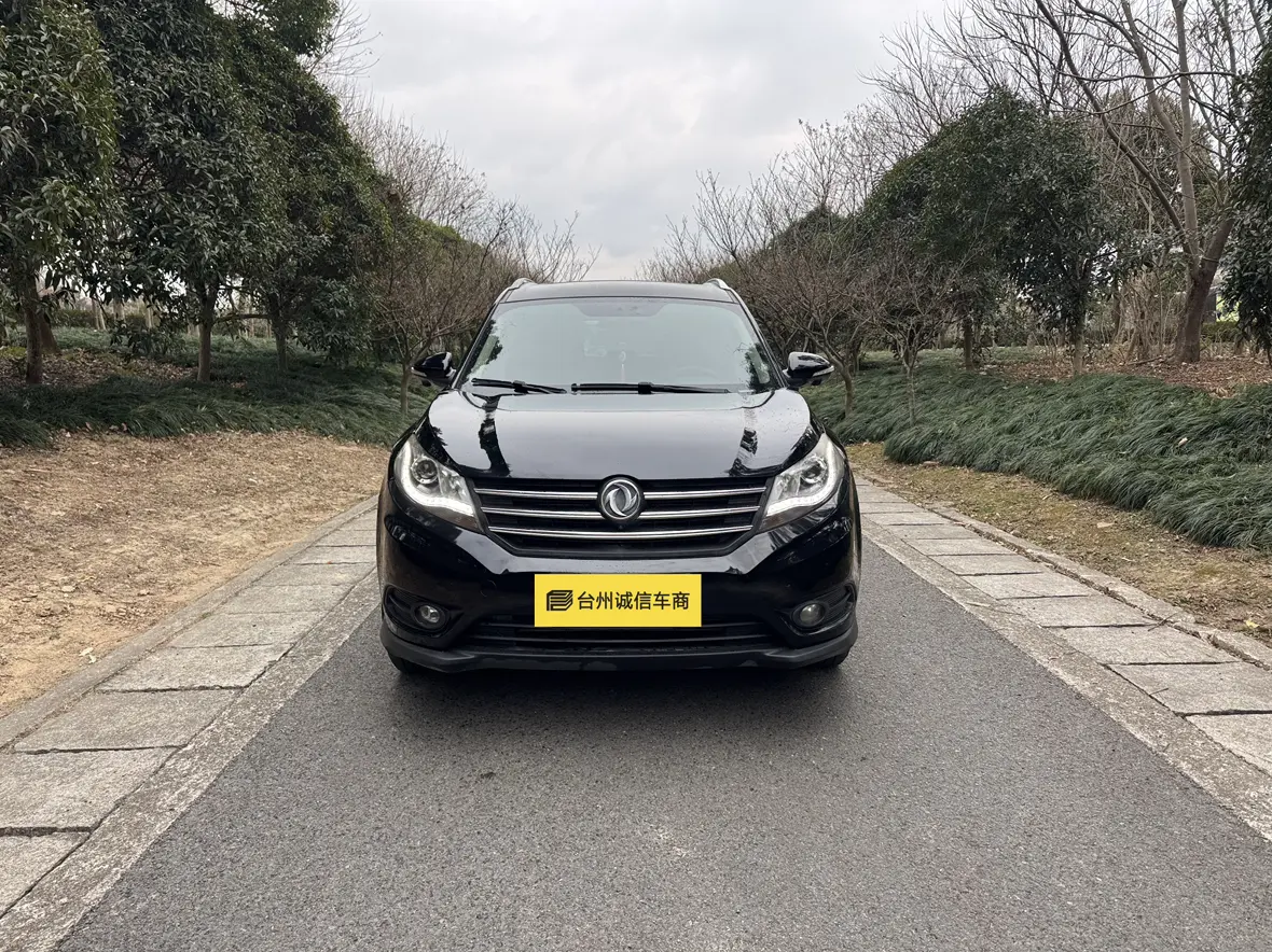 Dongfeng Fengon 580  из Китая