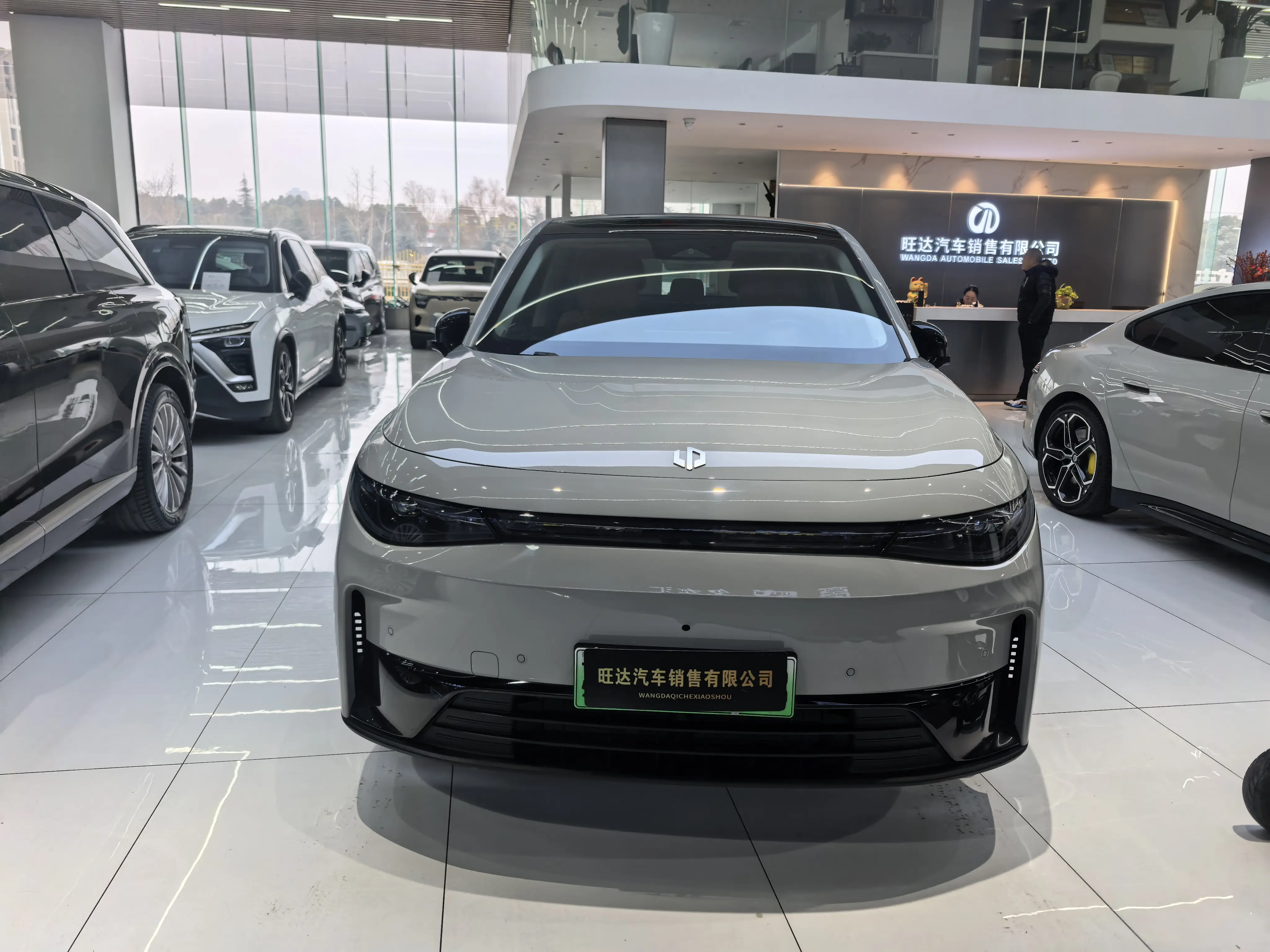 Leapmotor Zero running C10  из Китая