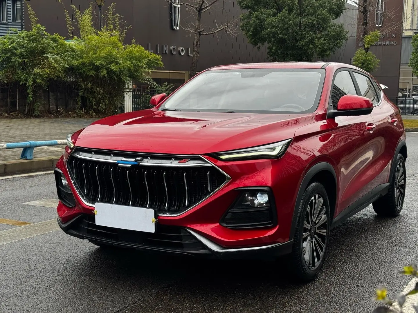 Oshan Changan Auchan X5  из Китая