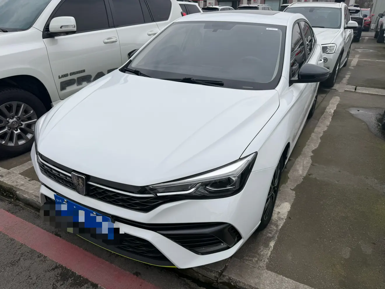Roewe i5  из Китая