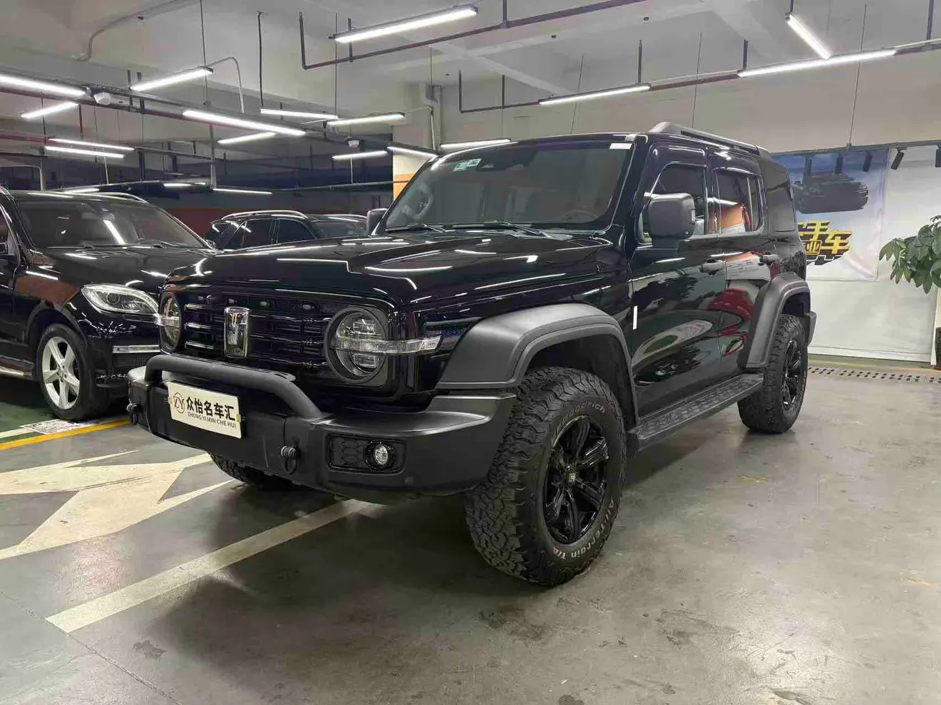 Tank 300  из Китая