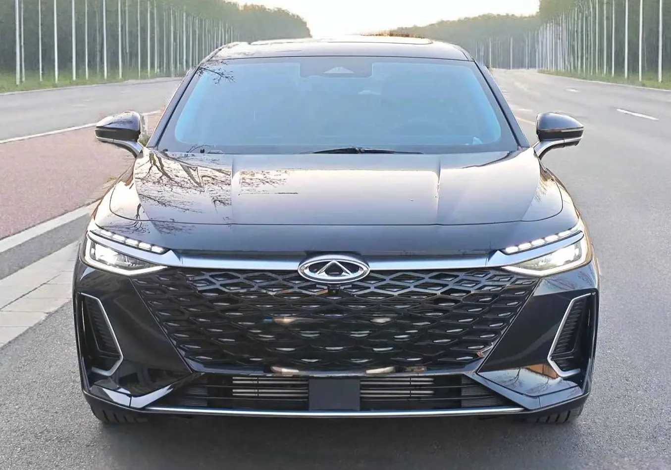 Chery Arrizo 8  из Китая