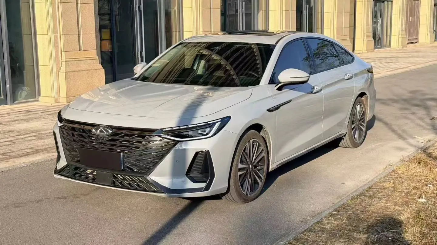 Chery Arrizo 8  из Китая