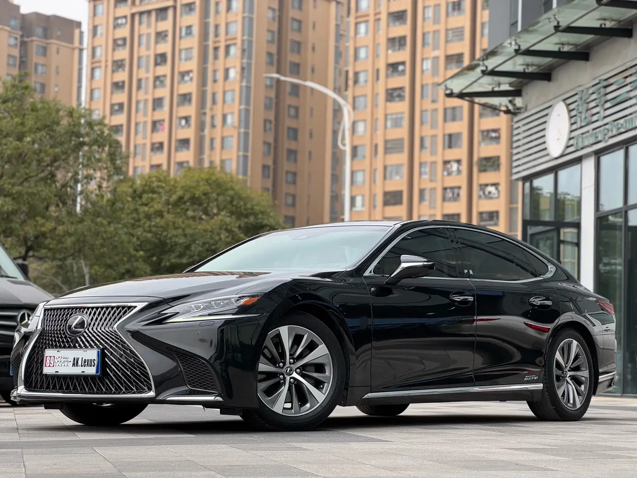 Lexus LS  из Китая