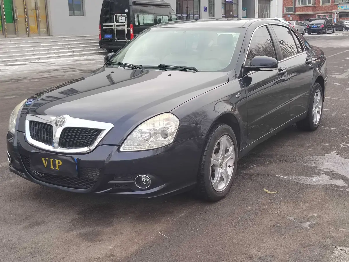 Brilliance Zhonghua Zunchi  из Китая