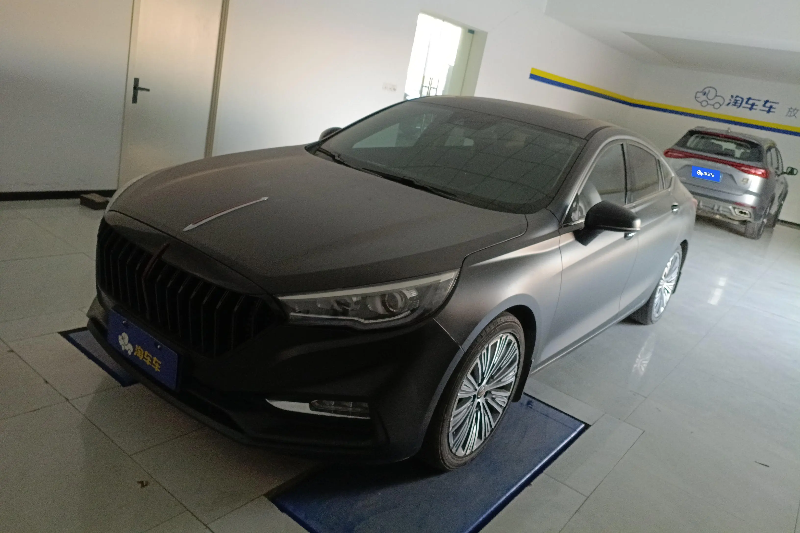 Hongqi H5 classic  из Китая