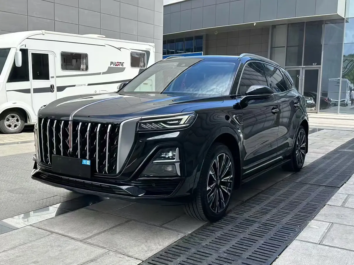 Hongqi HS5  из Китая