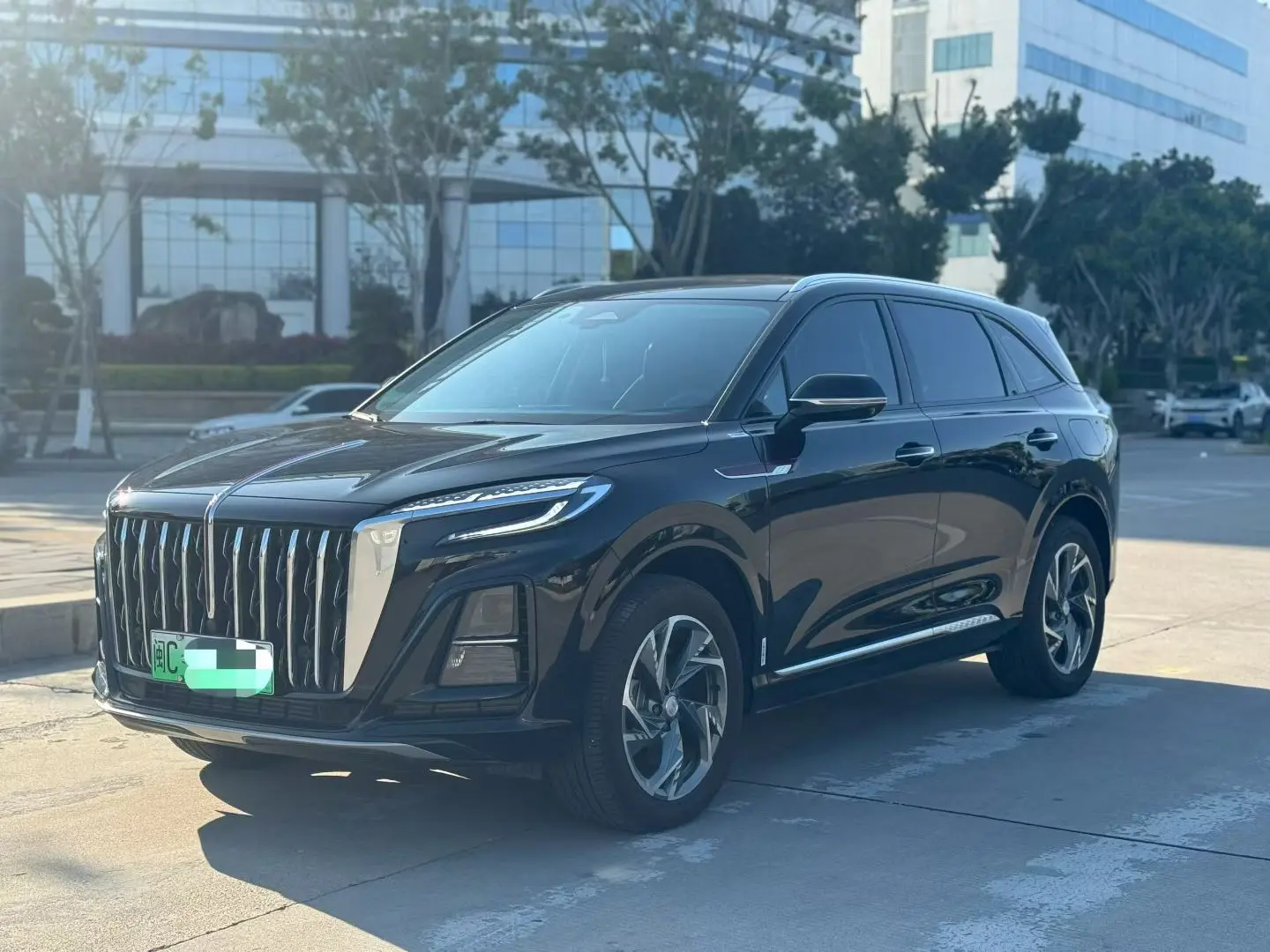 Hongqi HS3 PHEV  из Китая