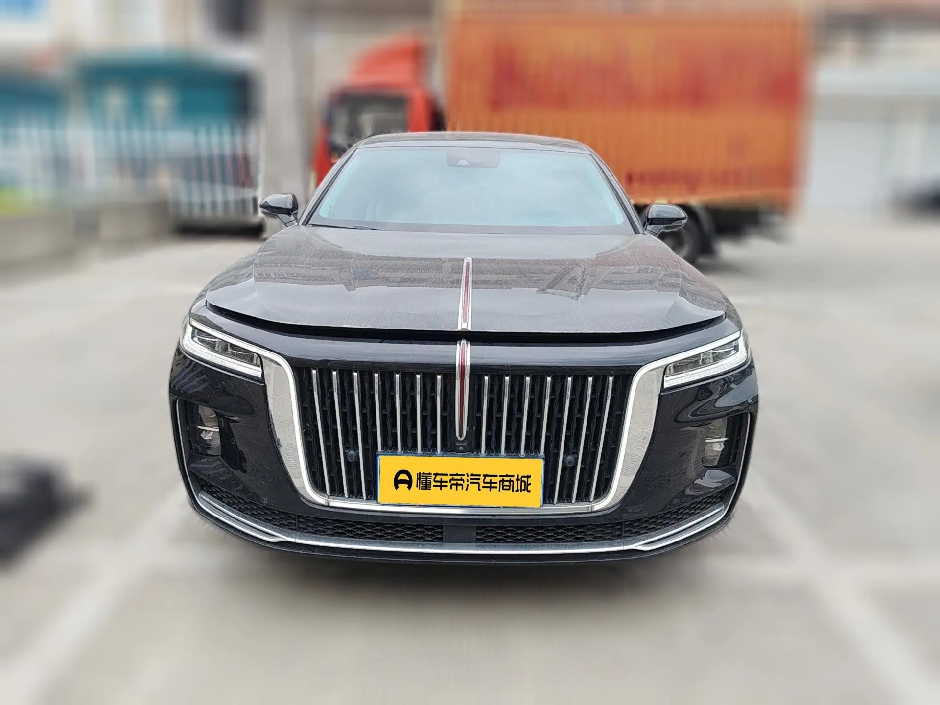 Hongqi H9  из Китая