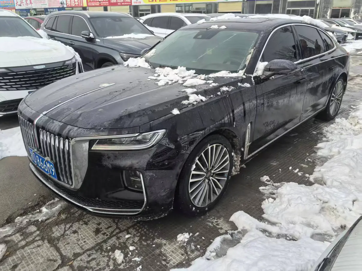 Hongqi H9  из Китая