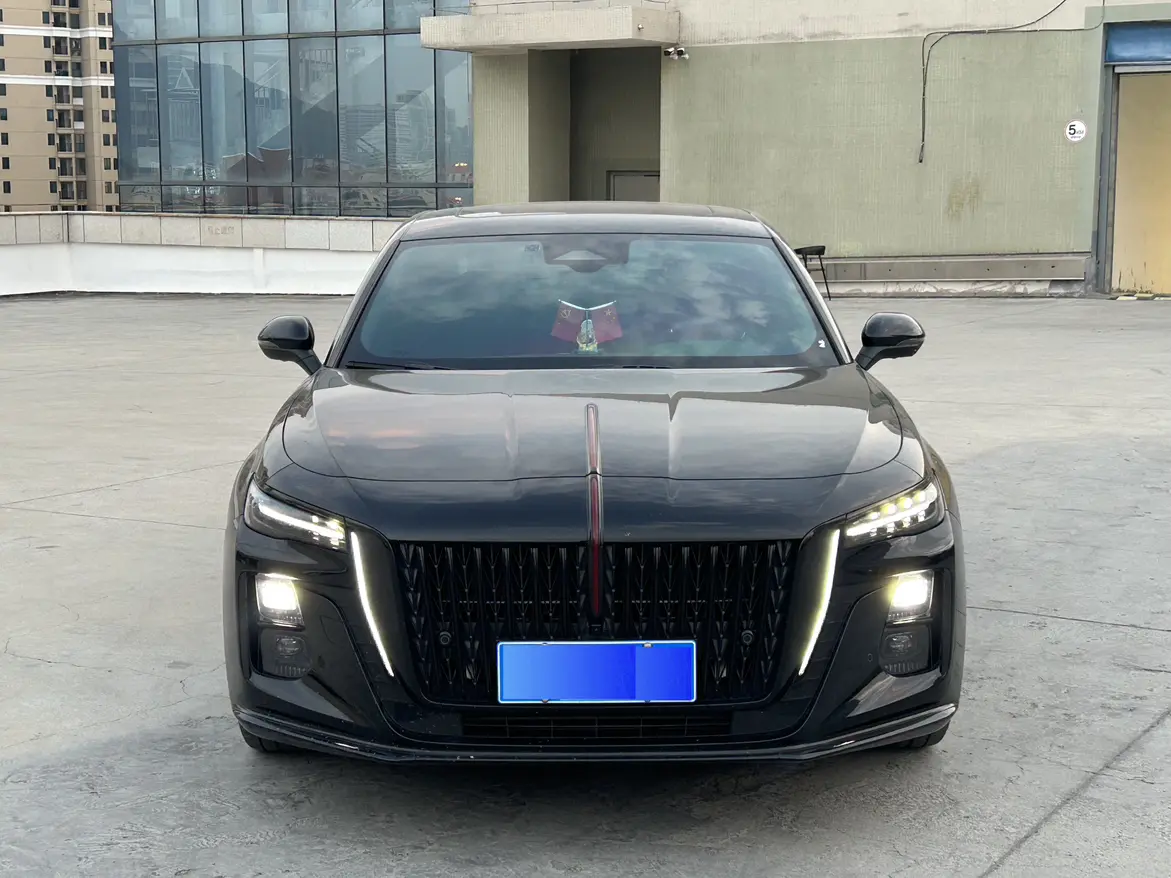 Hongqi H5  из Китая